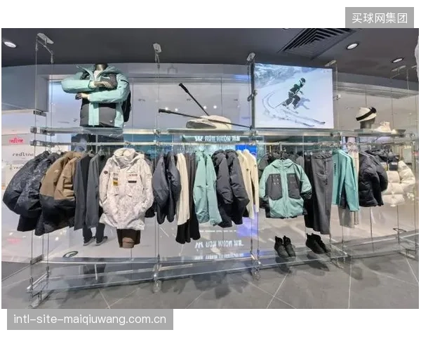 迪桑特以“未来之城”旗舰店定位，试图捕获从传统奢侈品外溢的高端运动消费需求